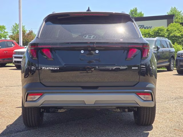 2026 Phantom Black Hyundai Tucson SEL AWD SUV
