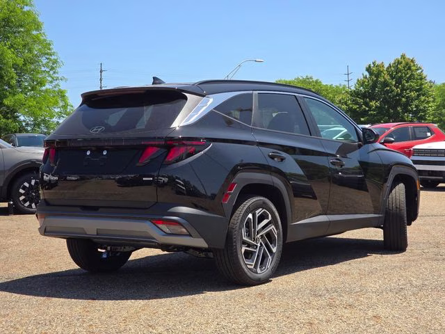 2026 Phantom Black Hyundai Tucson SEL AWD SUV