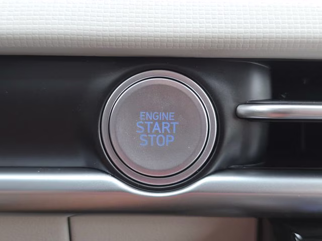 2026 Shimmering Silver Hyundai Tucson SEL Plus AWD SUV