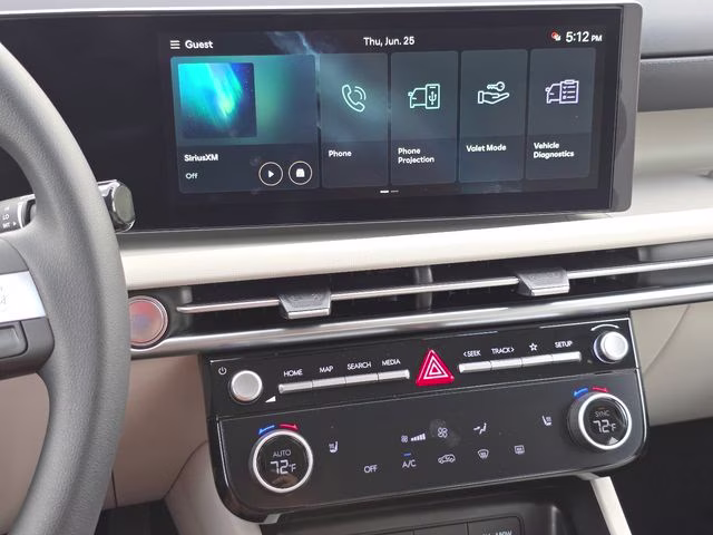 2026 Shimmering Silver Hyundai Tucson SEL Plus AWD SUV