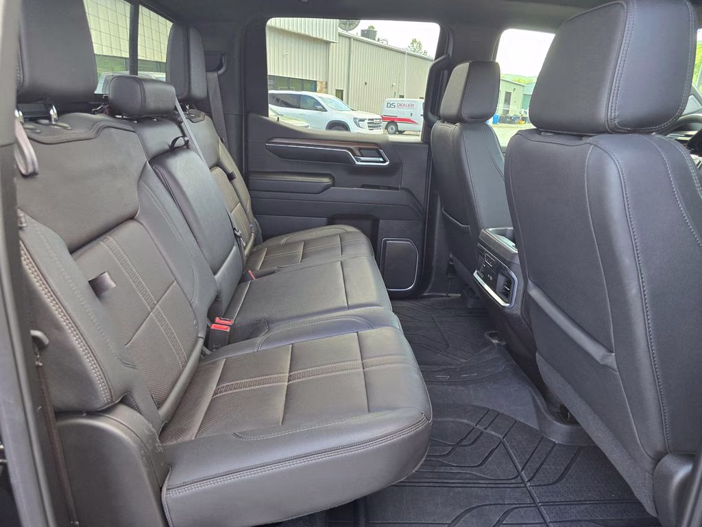 2023 Black Chevrolet Silverado 1500 High Country 4X4 Truck