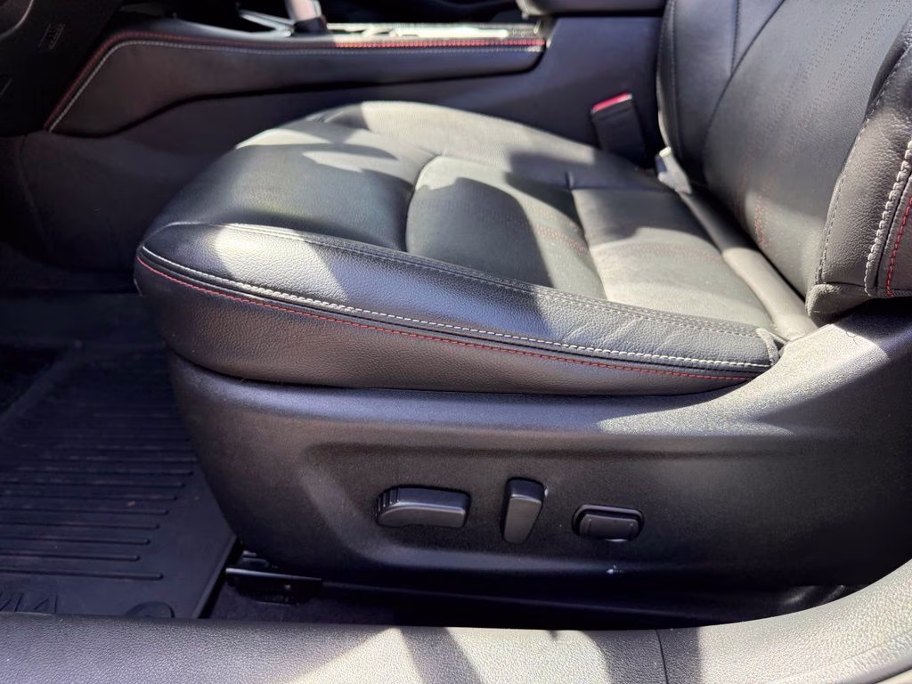 2023 Gun Metallic Nissan Altima 2.0 SR FWD Sedan