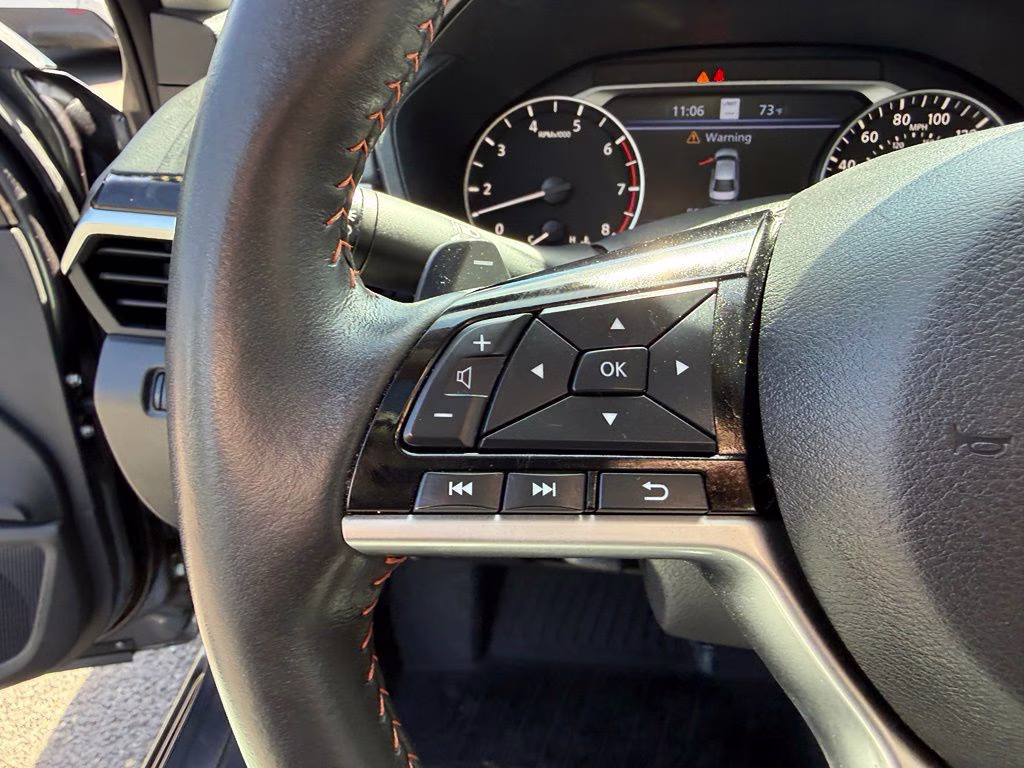 2023 Gun Metallic Nissan Altima 2.0 SR FWD Sedan