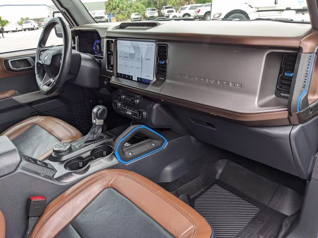 2022 Oxford White Ford Bronco Outer Banks 4X4 SUV