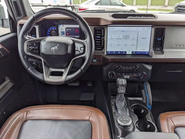 2022 Oxford White Ford Bronco Outer Banks 4X4 SUV