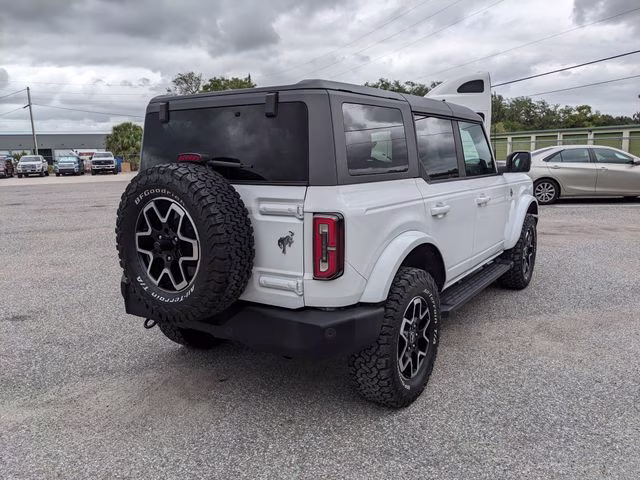 2022 Oxford White Ford Bronco Outer Banks 4X4 SUV