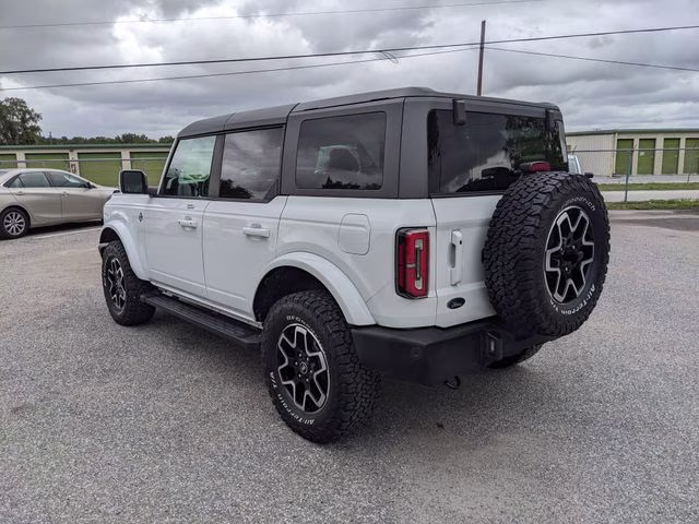 2022 Oxford White Ford Bronco Outer Banks 4X4 SUV