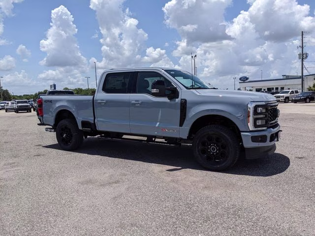 2026 Glacier Gray Metallic Tri-Coat Ford Super Duty F-250 SRW Lariat 4X4 Truck