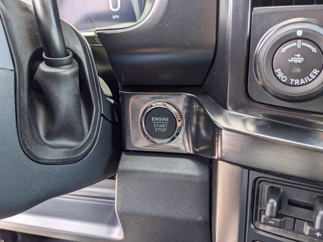 2026 Glacier Gray Metallic Tri-Coat Ford Super Duty F-250 SRW Lariat 4X4 Truck