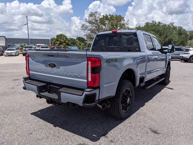 2026 Glacier Gray Metallic Tri-Coat Ford Super Duty F-250 SRW Lariat 4X4 Truck