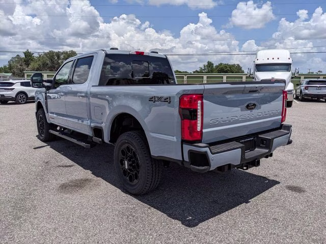2026 Glacier Gray Metallic Tri-Coat Ford Super Duty F-250 SRW Lariat 4X4 Truck
