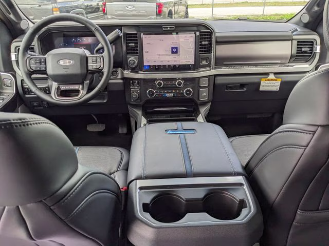 2026 Star White Metallic Tri-Coat Ford Super Duty F-250 SRW Platinum 4X4 Truck