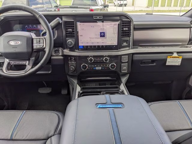 2026 Star White Metallic Tri-Coat Ford Super Duty F-250 SRW Platinum 4X4 Truck