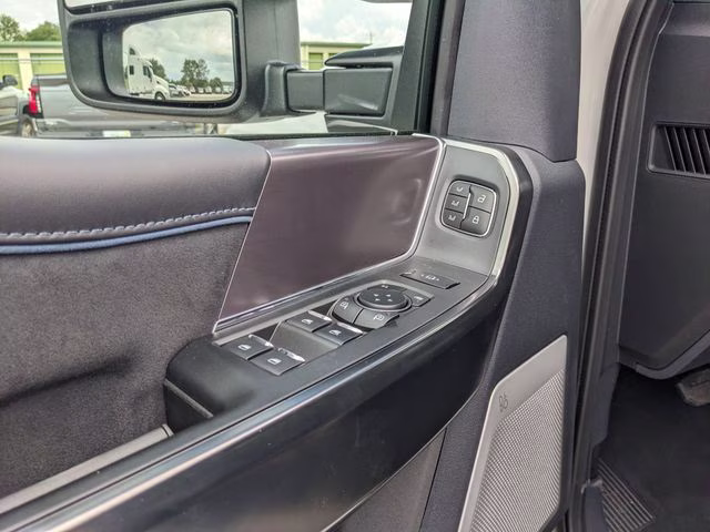 2026 Star White Metallic Tri-Coat Ford Super Duty F-250 SRW Platinum 4X4 Truck