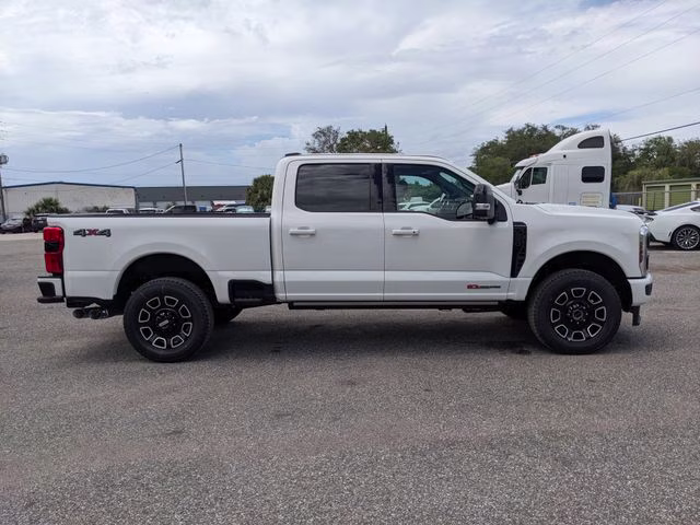 2026 Star White Metallic Tri-Coat Ford Super Duty F-250 SRW Platinum 4X4 Truck