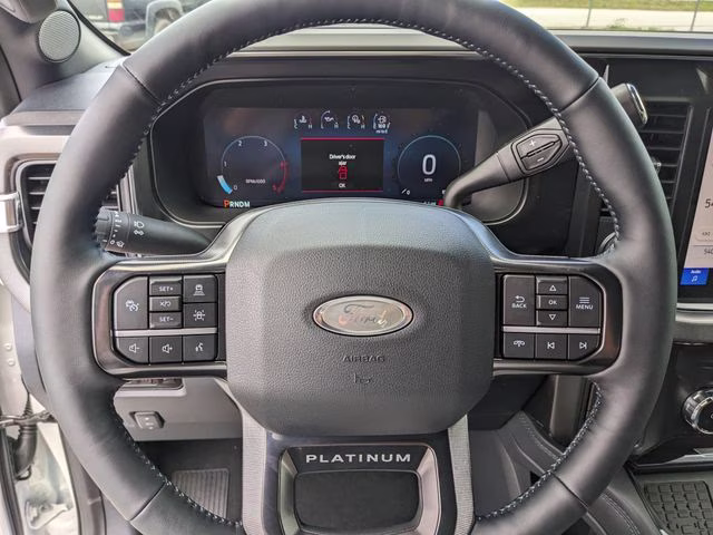 2026 Star White Metallic Tri-Coat Ford Super Duty F-250 SRW Platinum 4X4 Truck