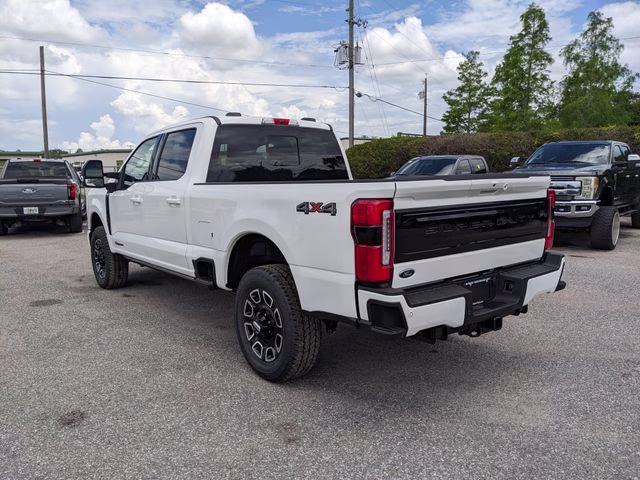 2026 Star White Metallic Tri-Coat Ford Super Duty F-250 SRW Platinum 4X4 Truck