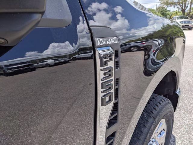 2026 Agate Black Metallic Ford Super Duty F-350 SRW King Ranch 4X4 Truck