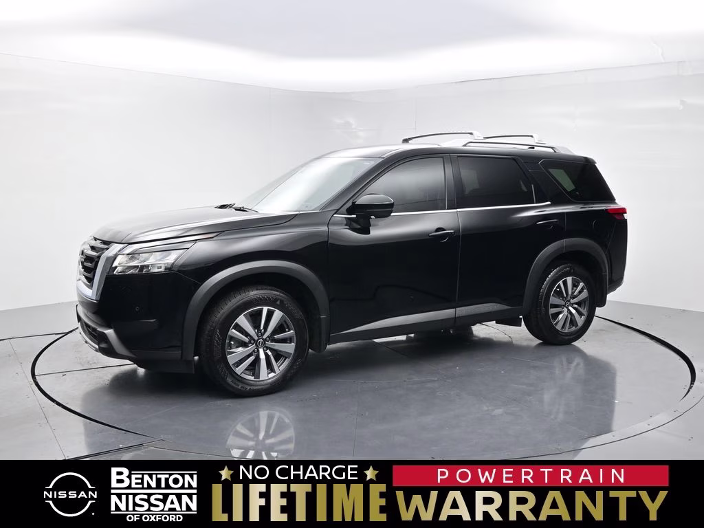 2024 Super Black Nissan Pathfinder SL FWD SUV