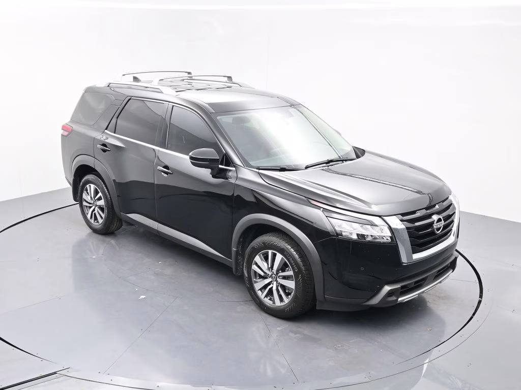 2024 Super Black Nissan Pathfinder SL FWD SUV