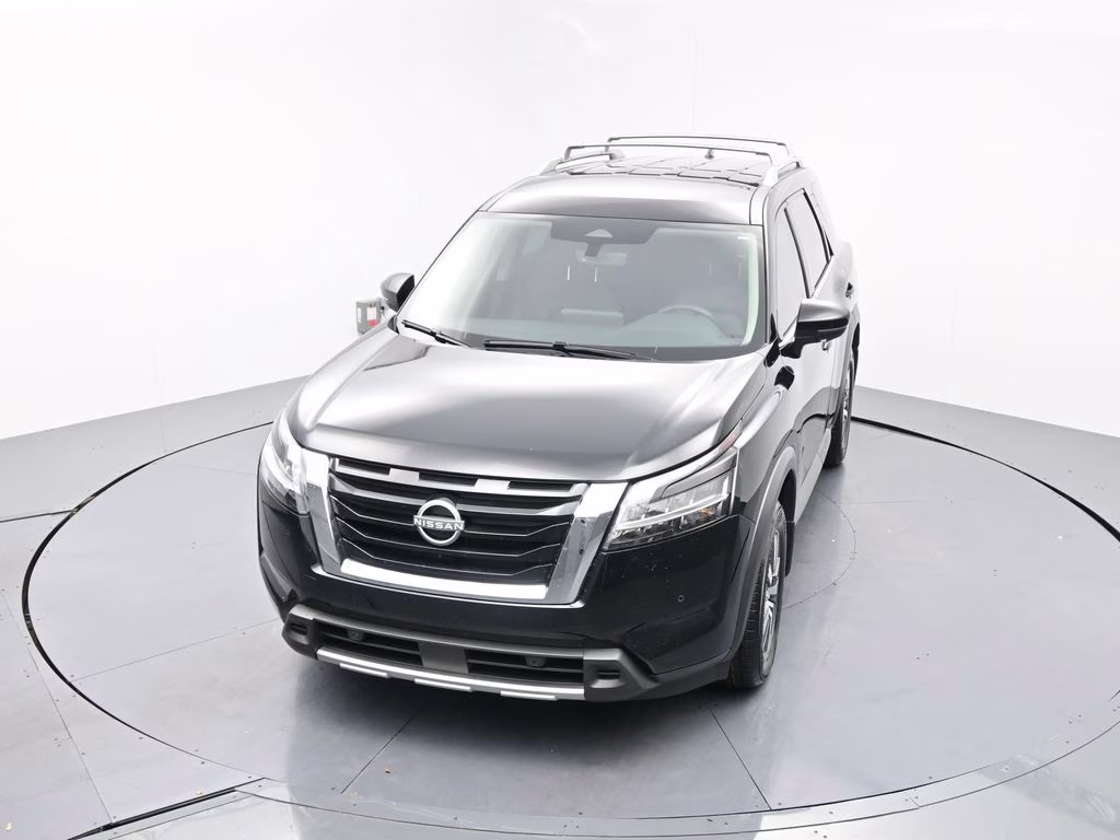 2024 Super Black Nissan Pathfinder SL FWD SUV
