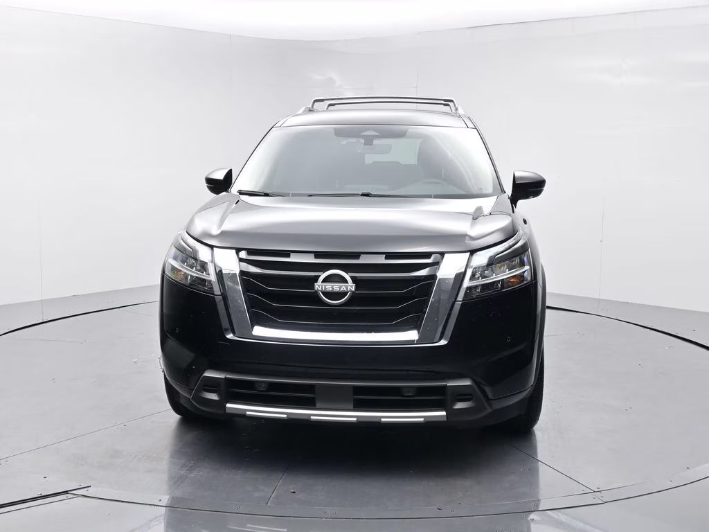 2024 Super Black Nissan Pathfinder SL FWD SUV