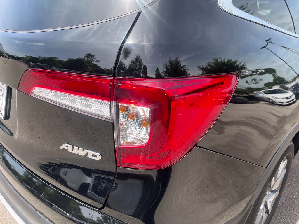 2022 Crystal Black Pearl Honda Pilot EX-L AWD SUV