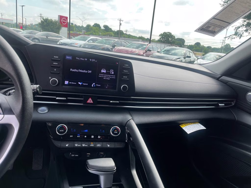 2022 Ceramic White Hyundai Elantra Hybrid Blue FWD Sedan