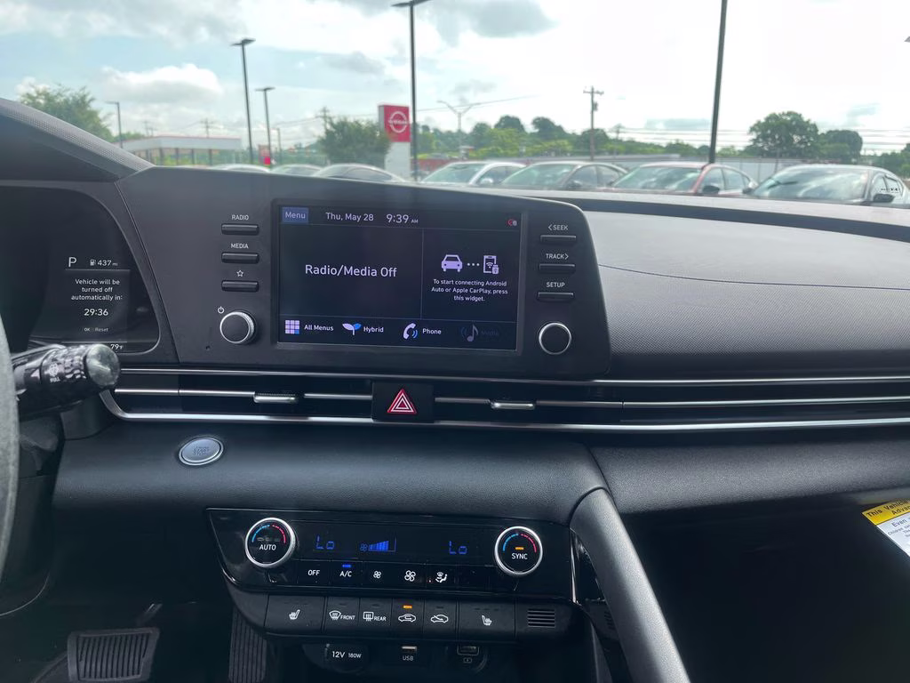 2022 Ceramic White Hyundai Elantra Hybrid Blue FWD Sedan