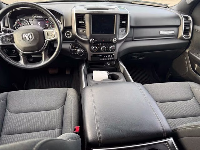 2021 Diamond Black Crystal Pearlcoat Ram 1500 Big Horn/Lone Star 4X4 Truck