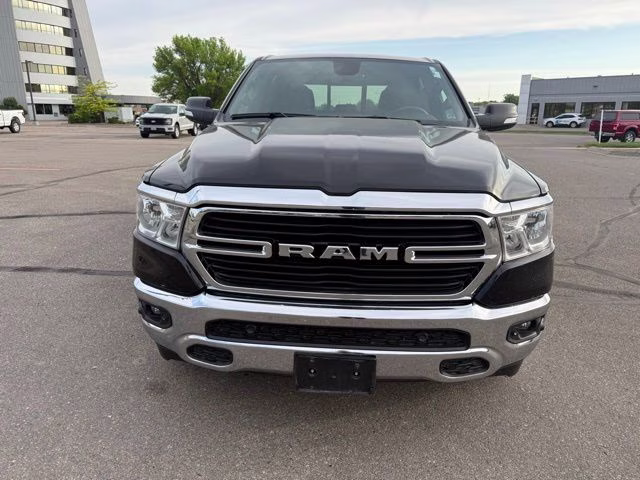 2021 Diamond Black Crystal Pearlcoat Ram 1500 Big Horn/Lone Star 4X4 Truck