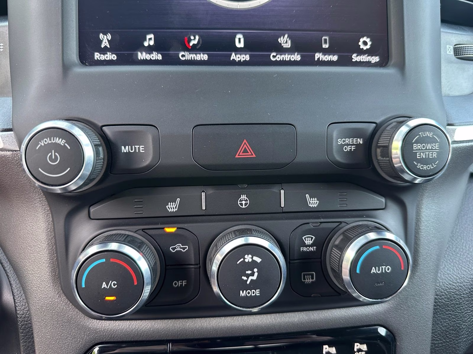 2021 Diamond Black Crystal Pearlcoat Ram 1500 Big Horn/Lone Star 4X4 Truck