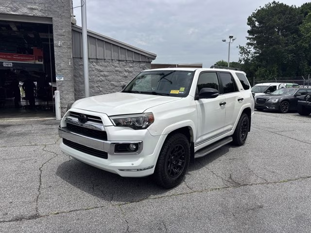 2019 Blizzard Pearl Toyota 4Runner SR5 2WD RWD SUV