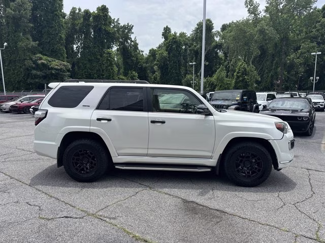 2019 Blizzard Pearl Toyota 4Runner SR5 2WD RWD SUV