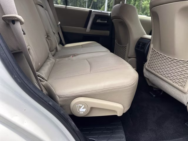 2019 Blizzard Pearl Toyota 4Runner SR5 2WD RWD SUV