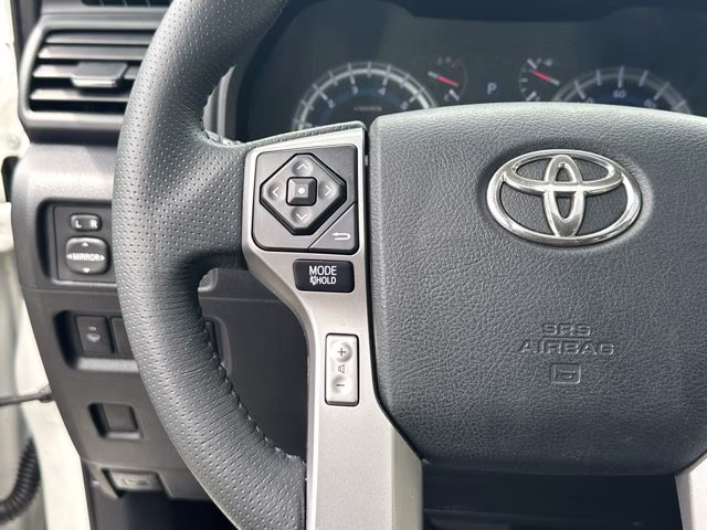2019 Blizzard Pearl Toyota 4Runner SR5 2WD RWD SUV