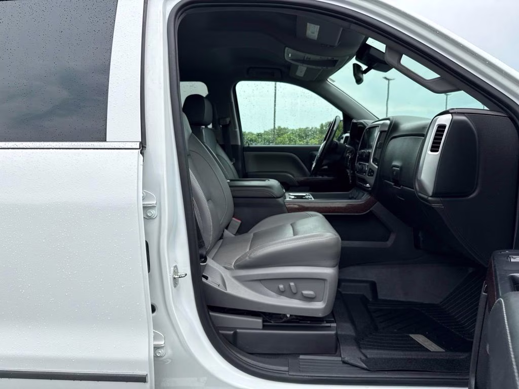 2018 Summit White GMC Sierra 1500 SLT 4X4 Truck