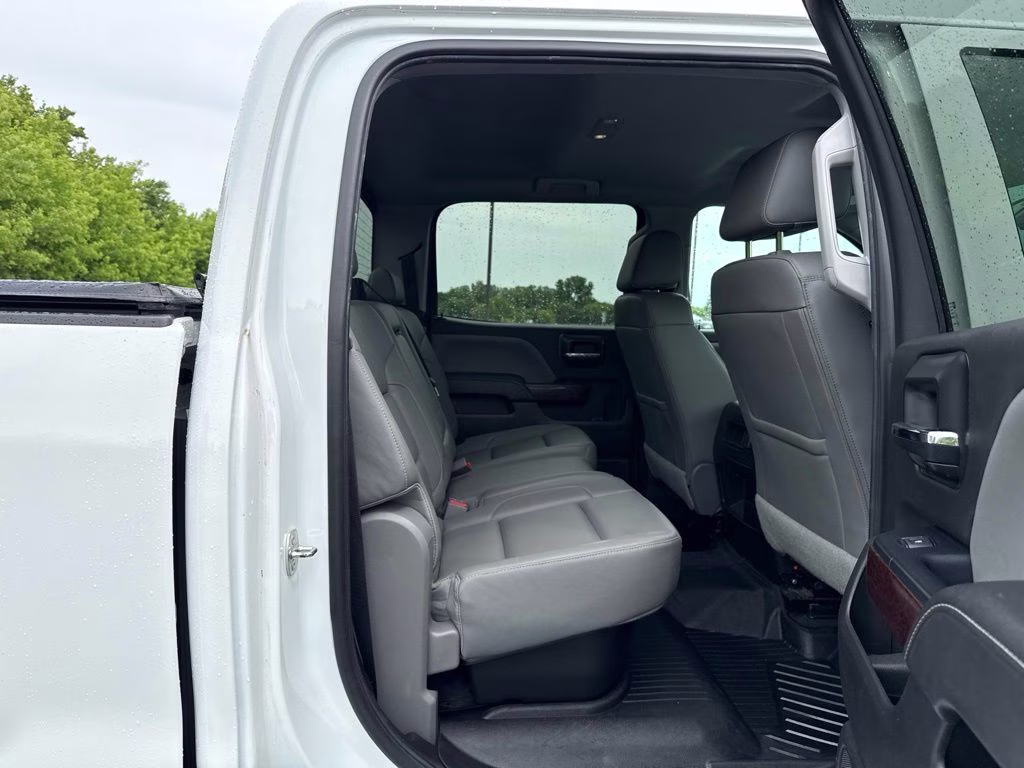 2018 Summit White GMC Sierra 1500 SLT 4X4 Truck