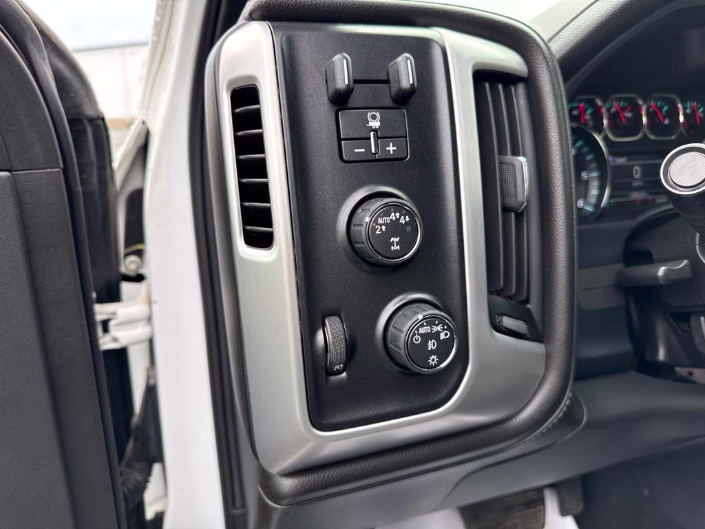 2018 Summit White GMC Sierra 1500 SLT 4X4 Truck