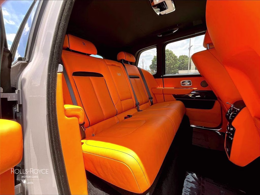 2023 Tempest Gray Rolls-Royce Cullinan Black Badge AWD SUV