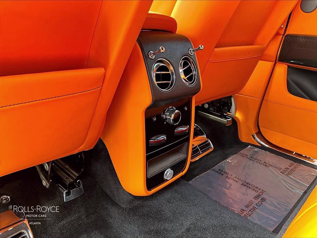 2023 Tempest Gray Rolls-Royce Cullinan Black Badge AWD SUV