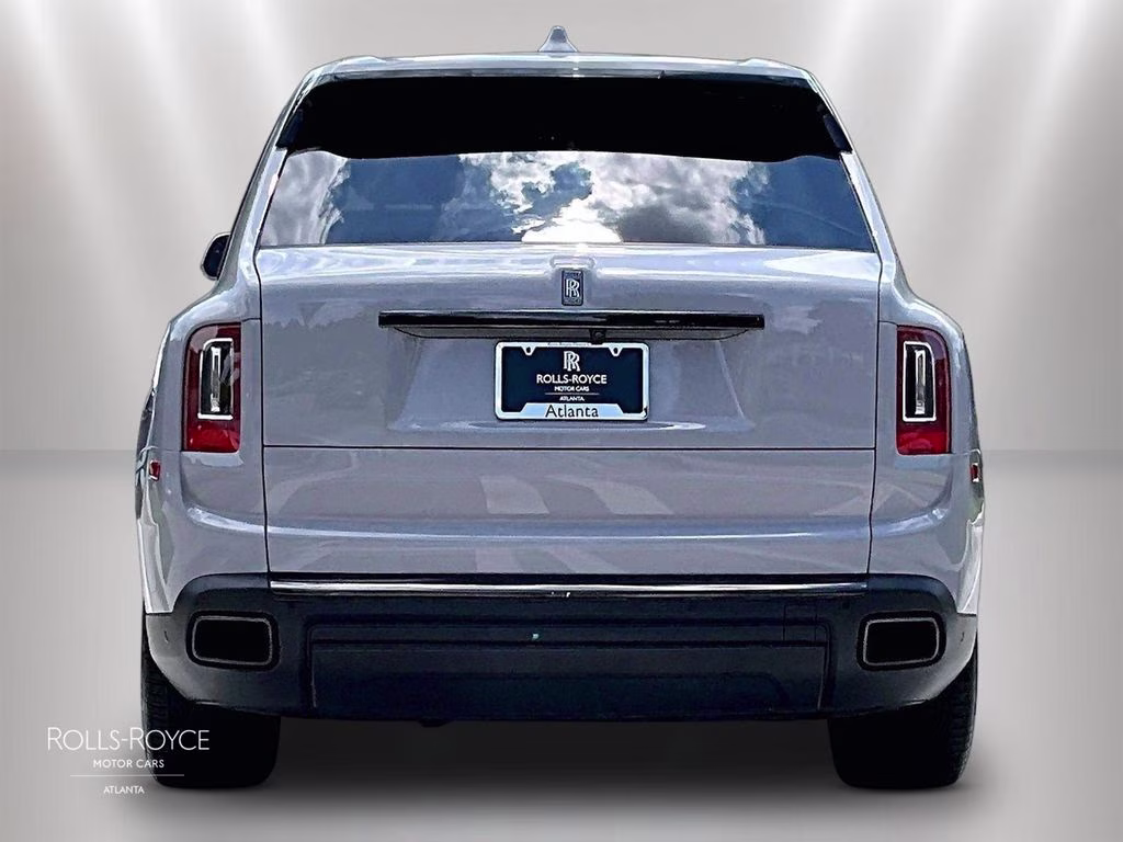 2023 Tempest Gray Rolls-Royce Cullinan Black Badge AWD SUV