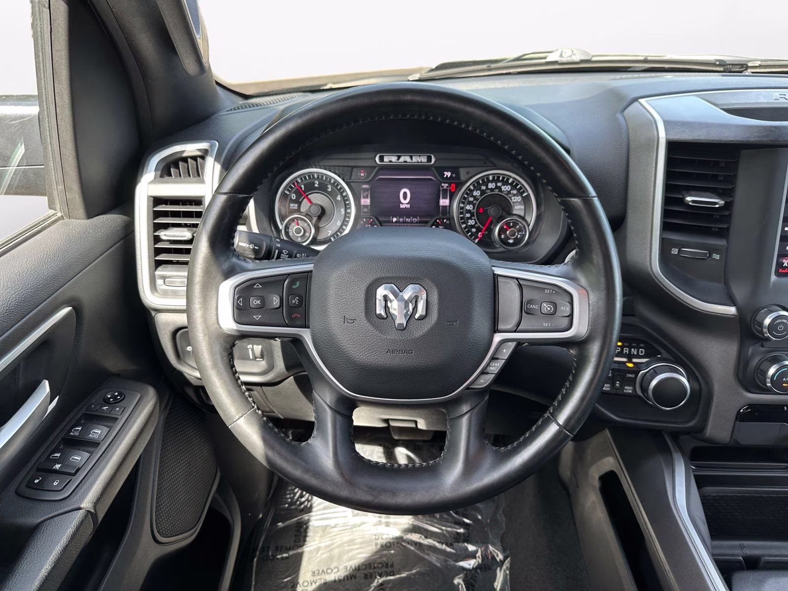 2021 Diamond Black Crystal Pearlcoat Ram 1500 Big Horn/Lone Star 4X4 Truck