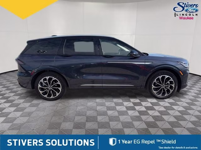 2024 Blue Panther Metallic Clearcoat Lincoln Nautilus Reserve AWD SUV
