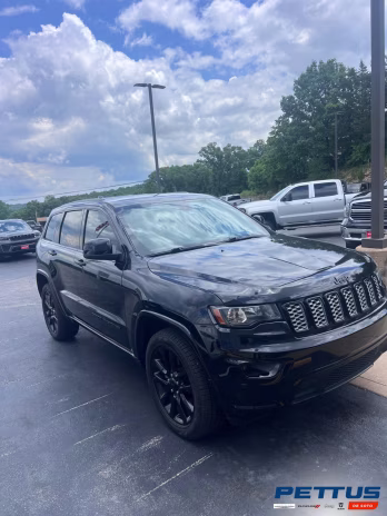 2018 BLACK Jeep Grand Cherokee Altitude 4X4 SUV