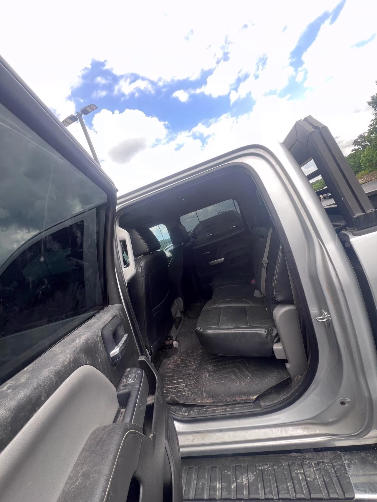 2015 SILVER Chevrolet Silverado 2500HD LT 4X4 Truck