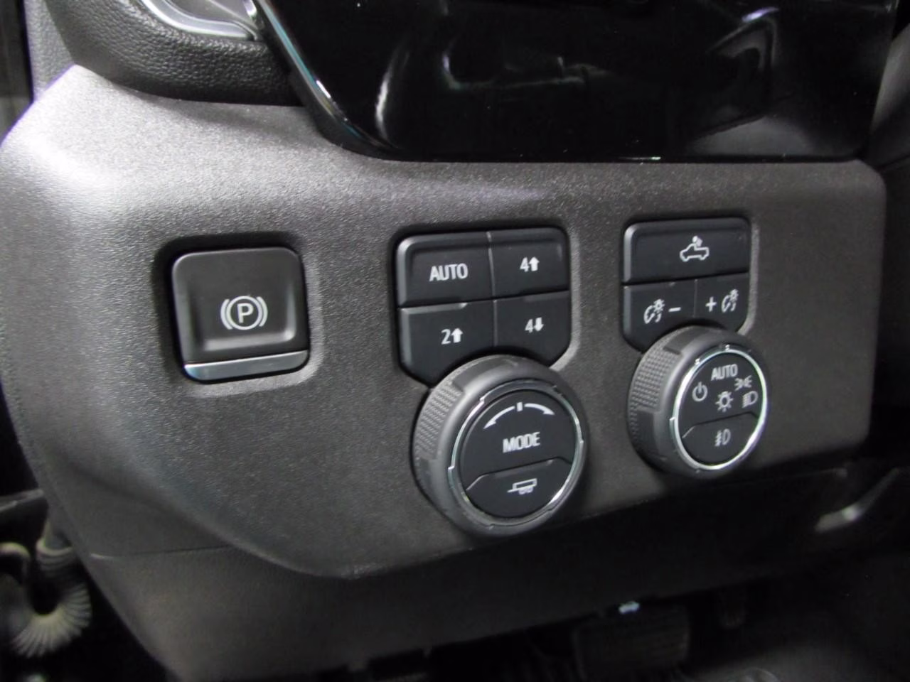 2022 Black Chevrolet Silverado 1500 RST 4X4 Truck