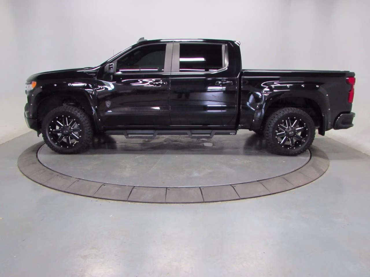 2022 Black Chevrolet Silverado 1500 RST 4X4 Truck