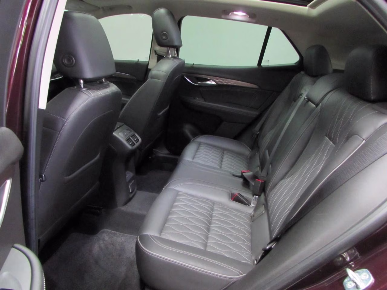 2021 Rich Garnet Metallic Buick Envision Avenir AWD SUV