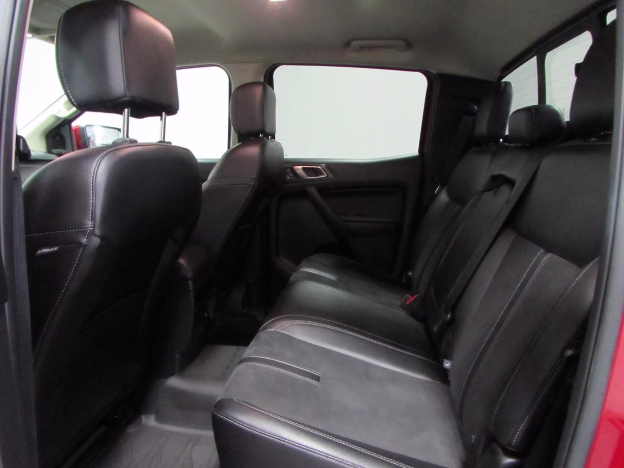 2022 Hot Pepper Red Metallic Tinted Clearcoat Ford Ranger Lariat 4X4 Truck